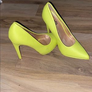 Green pointed heels